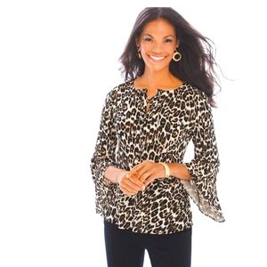 Chico's Animal Leopard Print Top V-Neck Lace Up Tie Bell Sleeves Size 2 (Large)